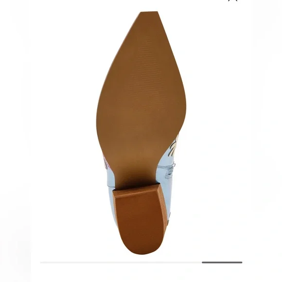 Betsey Johnson πΈπΌ Teddy Daisy western Floral Embellished Cowboy boots NIB NWT - Picture 3 of 10